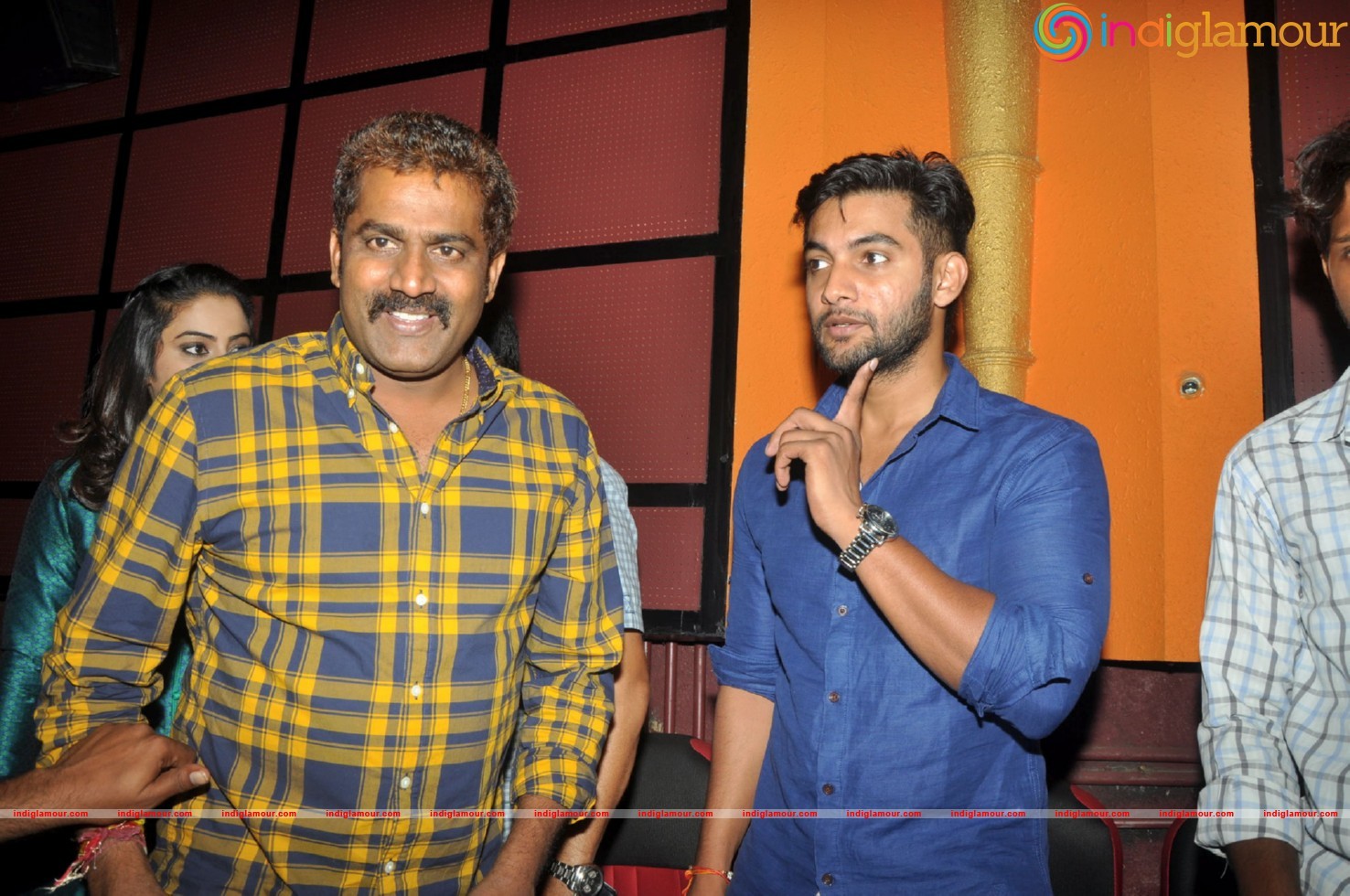 Chuttalabbai Team @ Sri Mayuri Theator Event hd photo