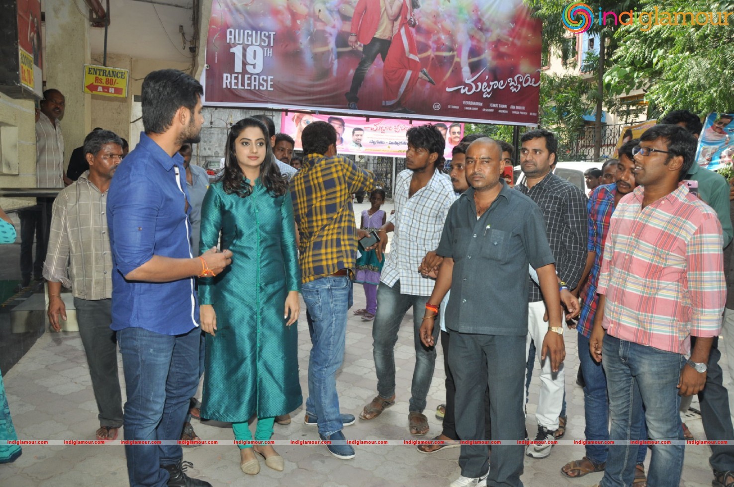 Chuttalabbai Team @ Sri Mayuri Theator Event hd photo