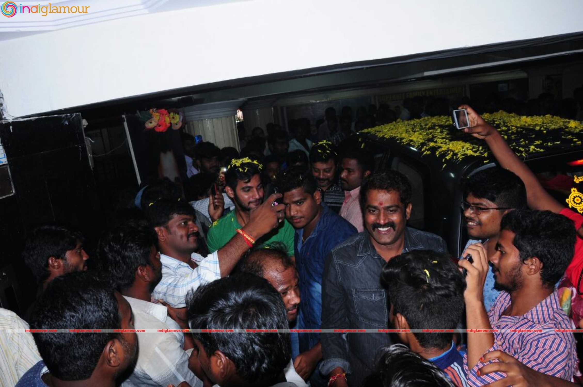 Film Chuttalabbayi Success Tour at Vijayawada Event hd photo