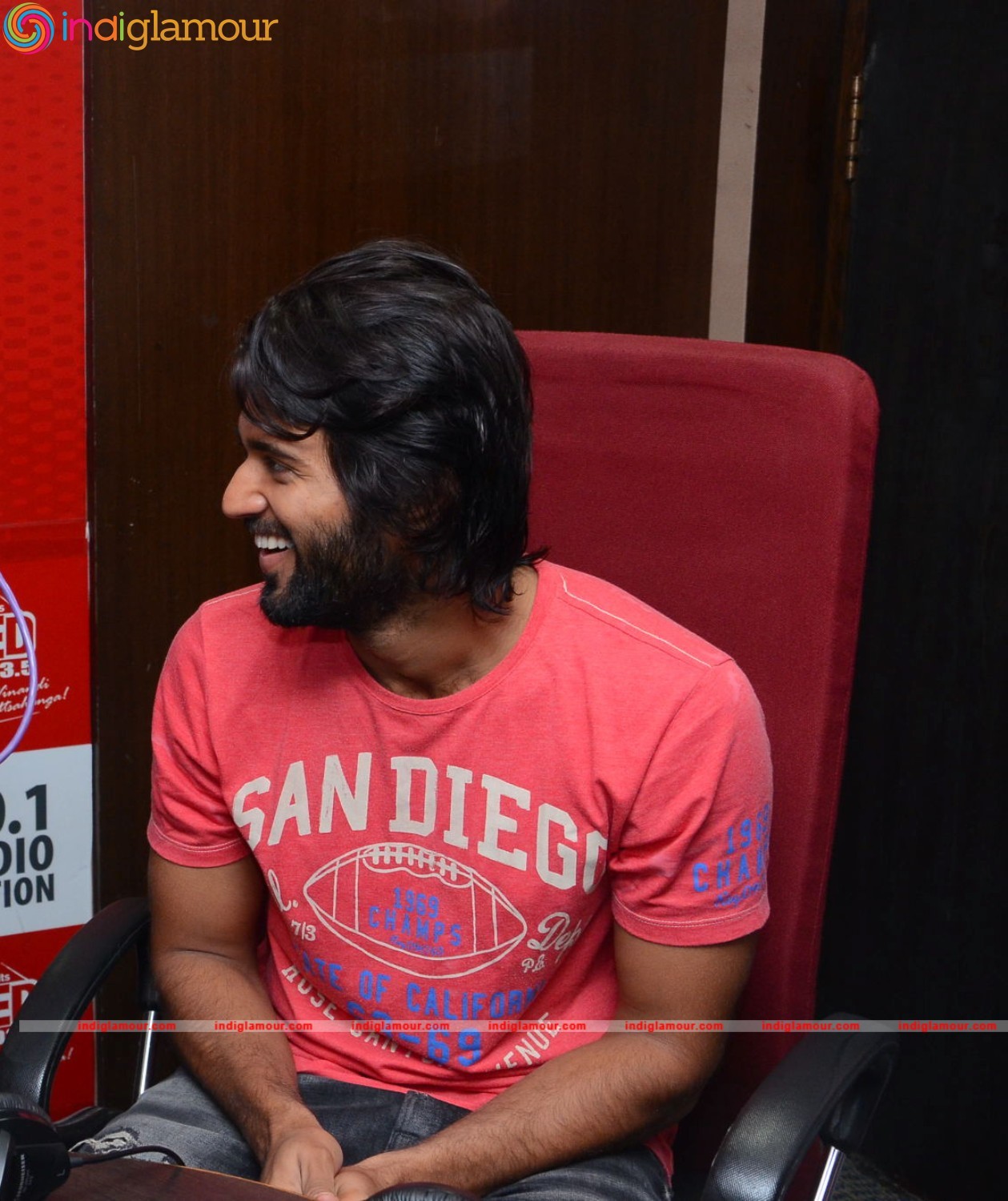 Film Dwaraka Bajare Nanda Gopala Song Launch at Red FM Event hd photo
