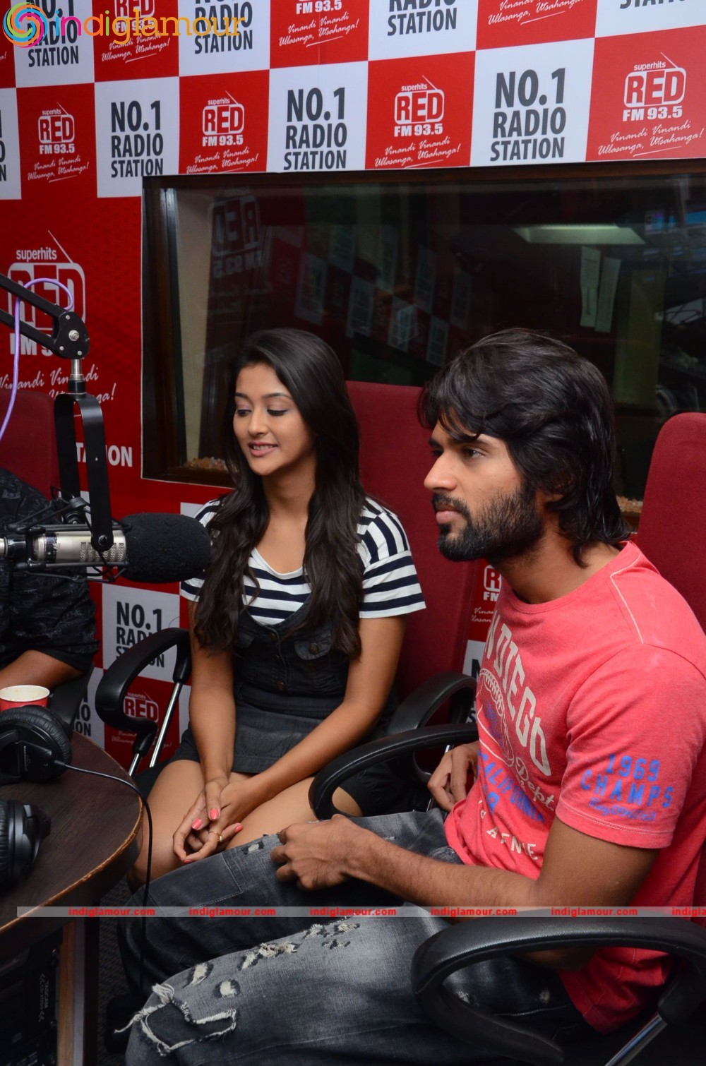 Film Dwaraka Bajare Nanda Gopala Song Launch at Red FM Event hd photo
