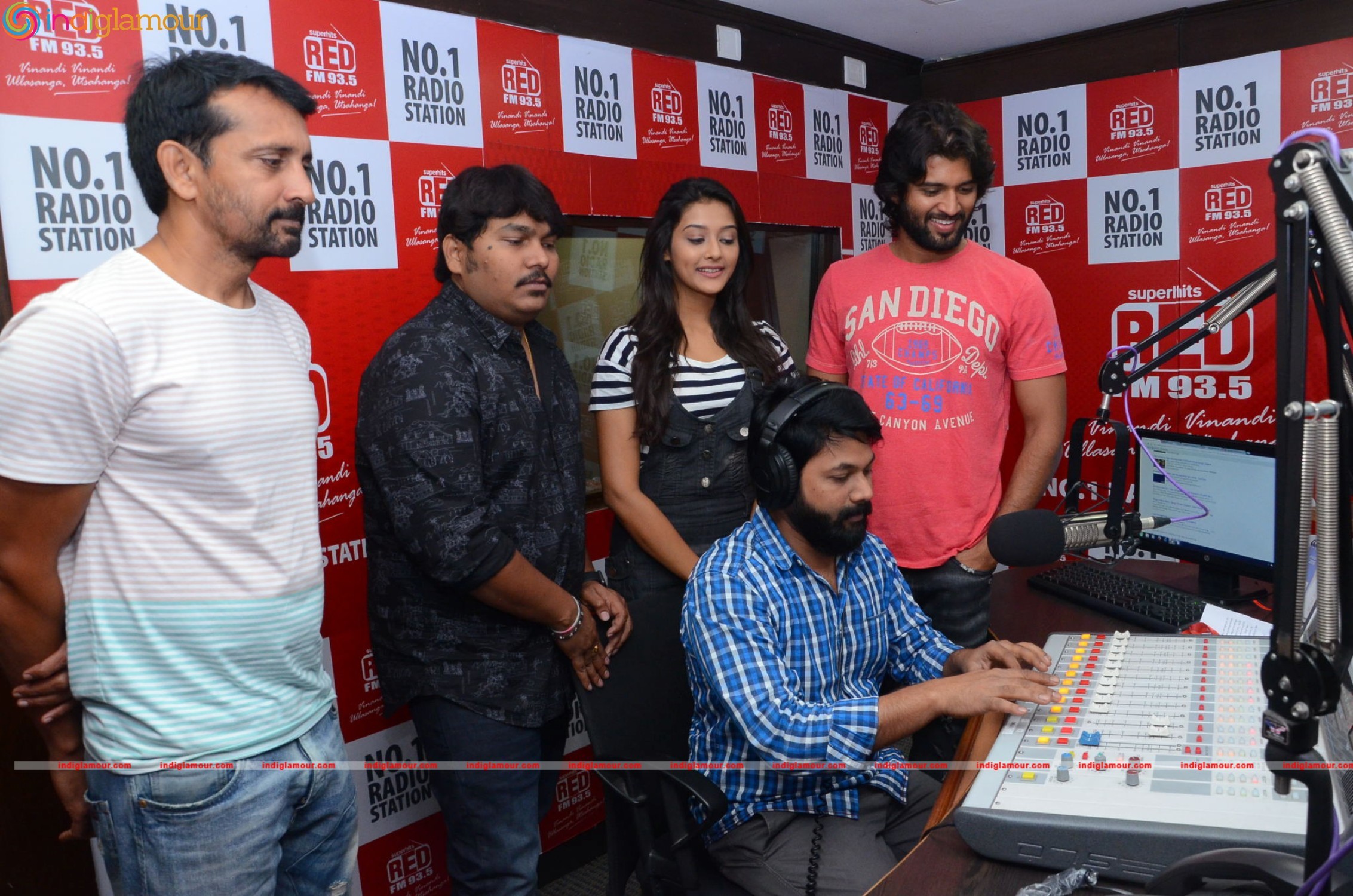 Film Dwaraka Bajare Nanda Gopala Song Launch at Red FM Event hd photo