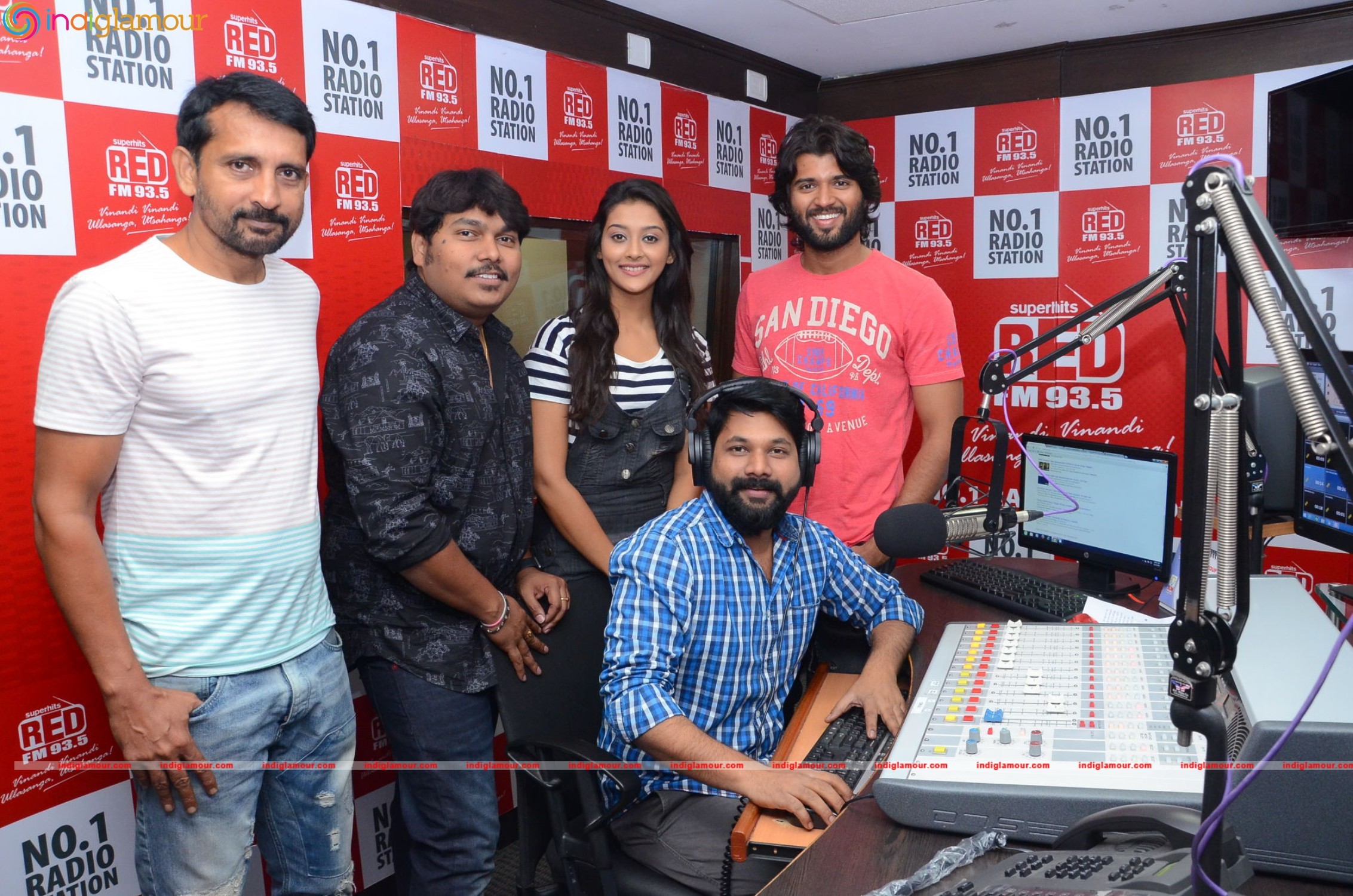 Film Dwaraka Bajare Nanda Gopala Song Launch at Red FM Event hd photo