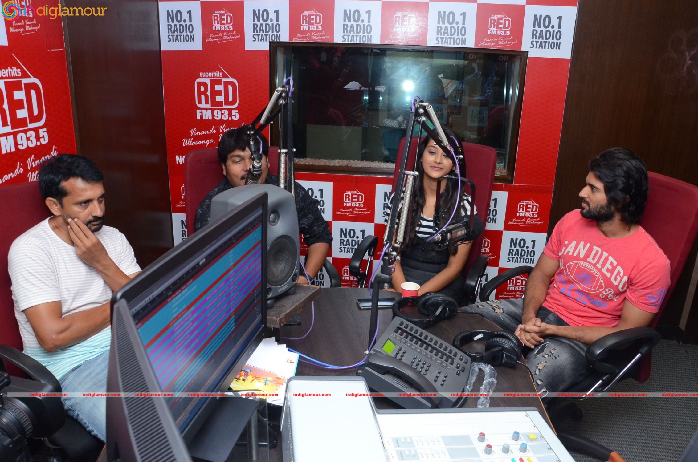 Film Dwaraka Bajare Nanda Gopala Song Launch at Red FM Event hd photo