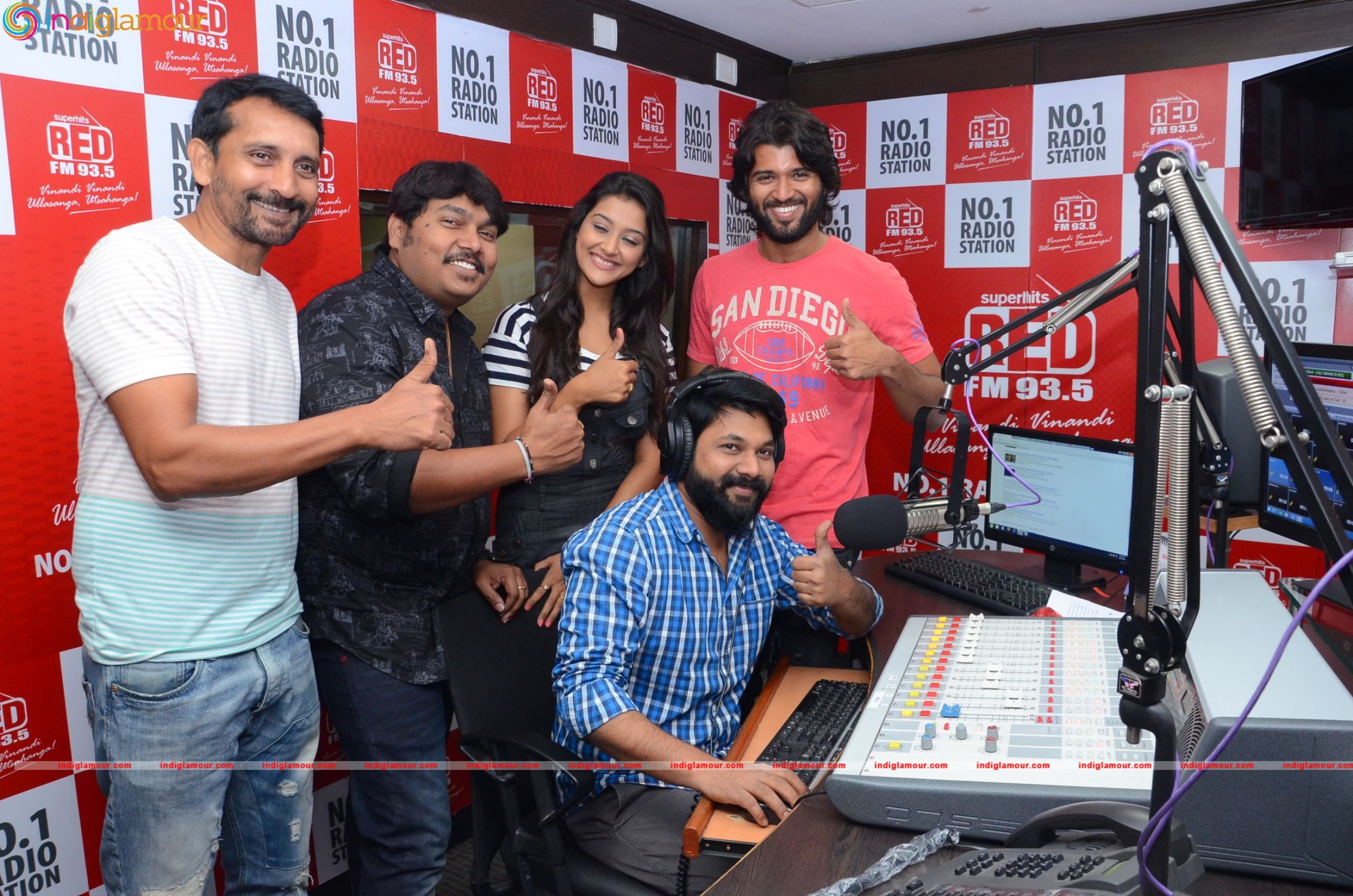 Film Dwaraka Bajare Nanda Gopala Song Launch at Red FM Event hd photo