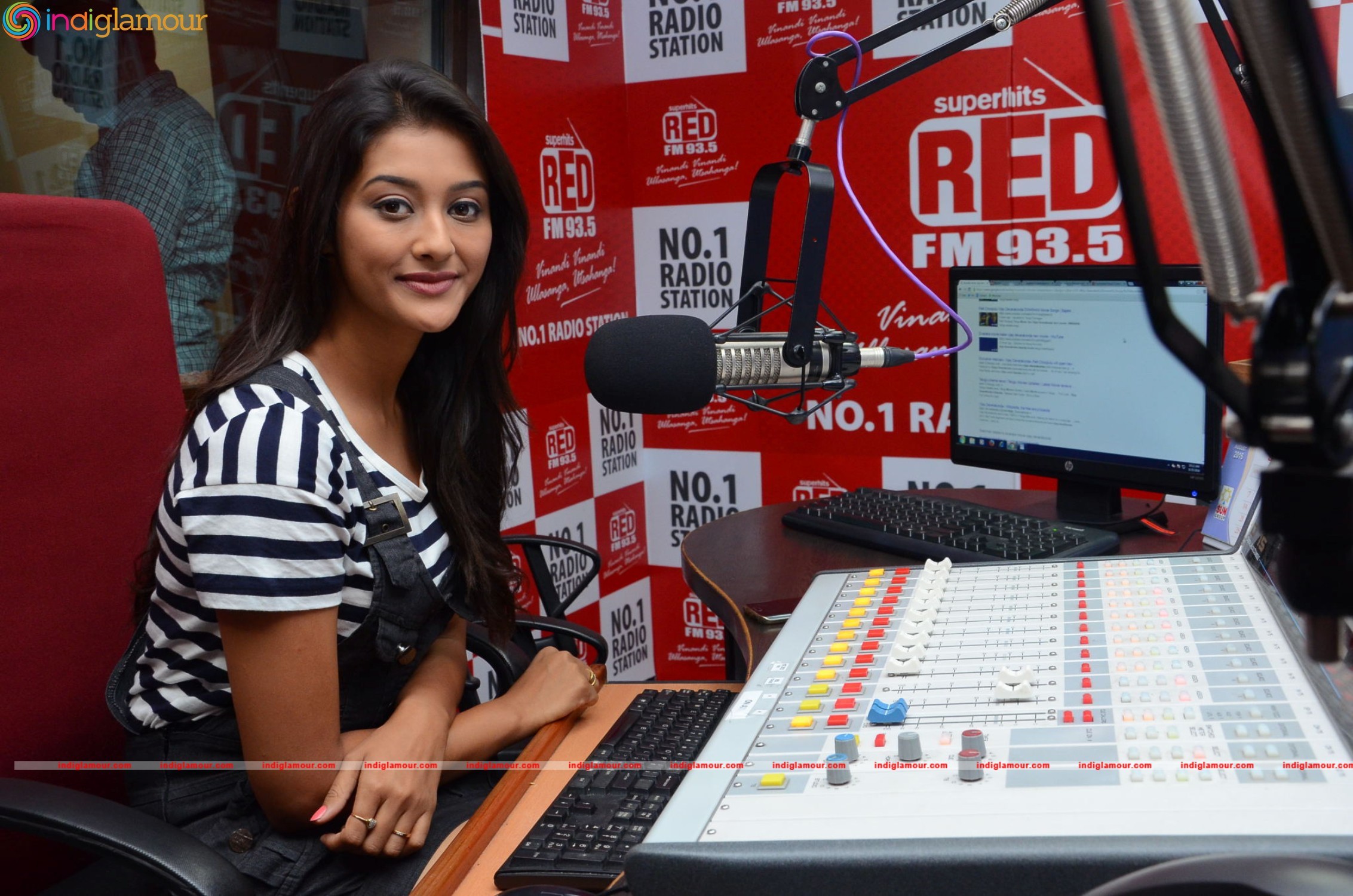 Film Dwaraka Bajare Nanda Gopala Song Launch at Red FM Event hd photo