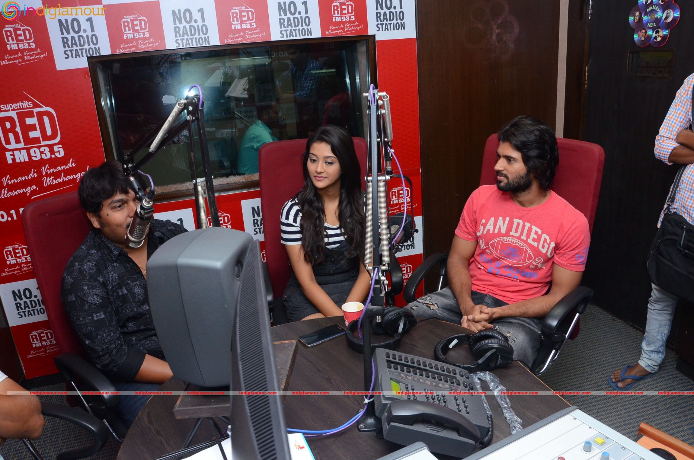 Film Dwaraka Bajare Nanda Gopala Song Launch at Red FM Event hd photo