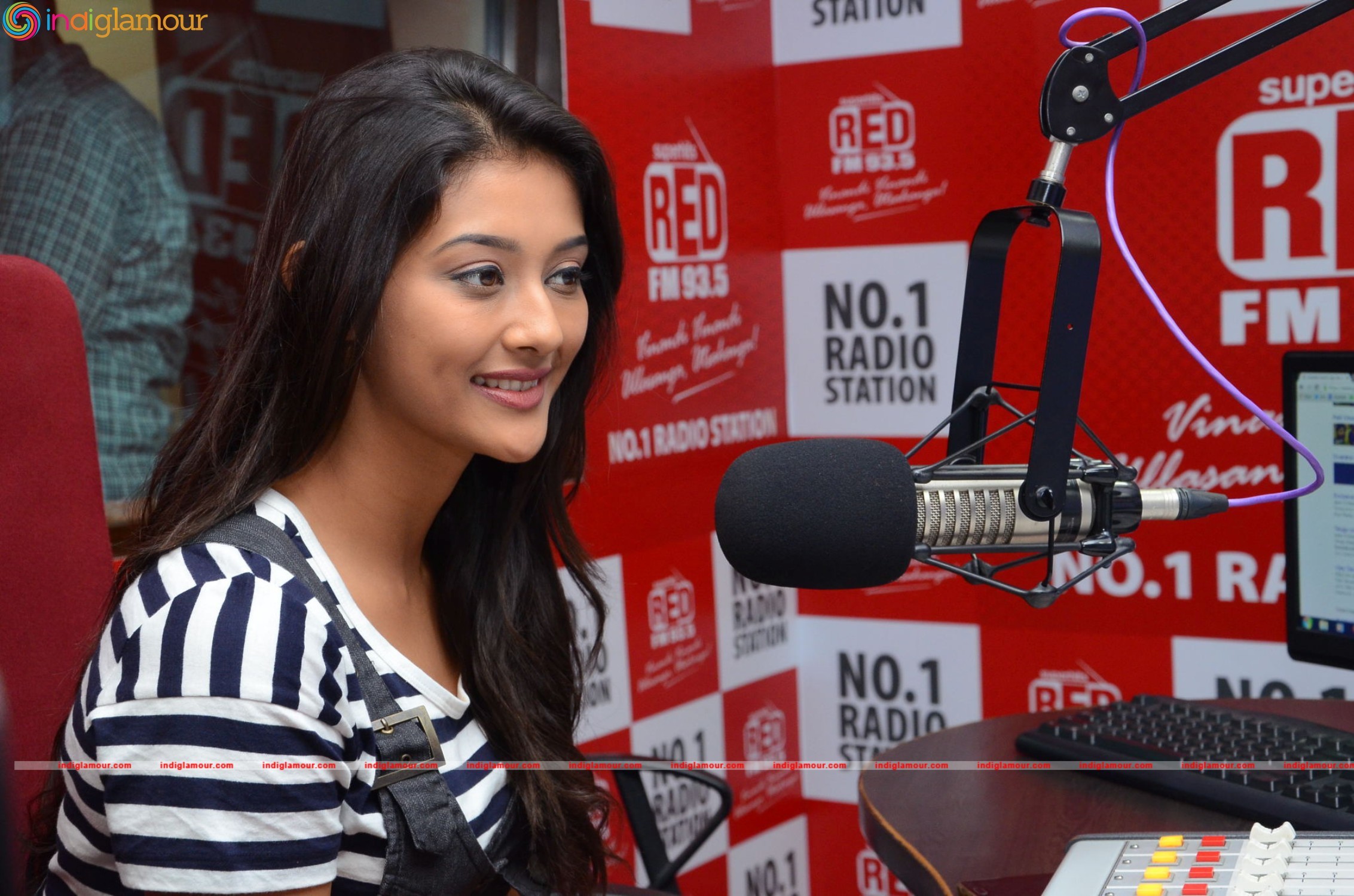Film Dwaraka Bajare Nanda Gopala Song Launch at Red FM Event hd photo