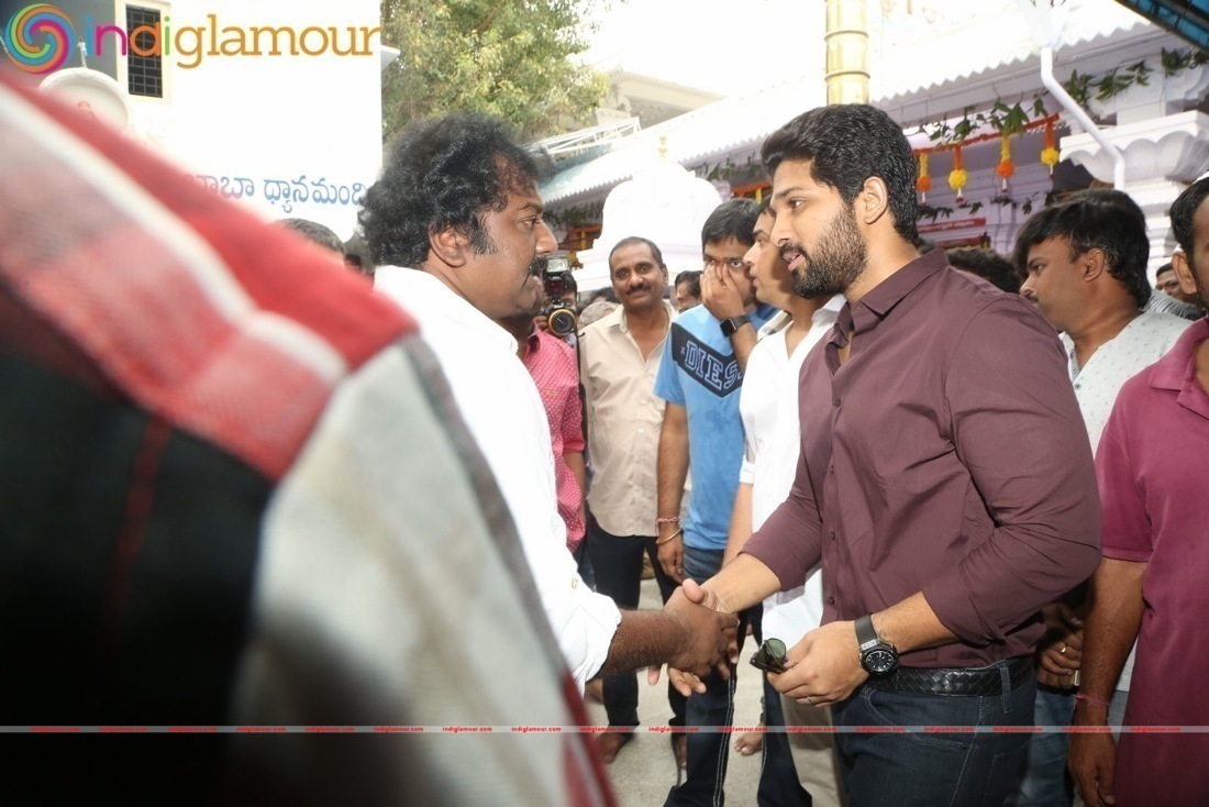 Allu Arjun DJ Movie Opening Event hd photo