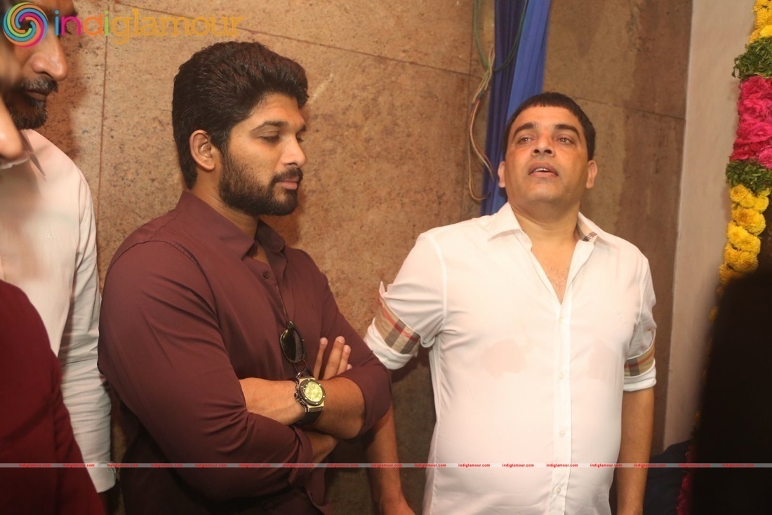 Allu Arjun DJ Movie Opening Event hd photo