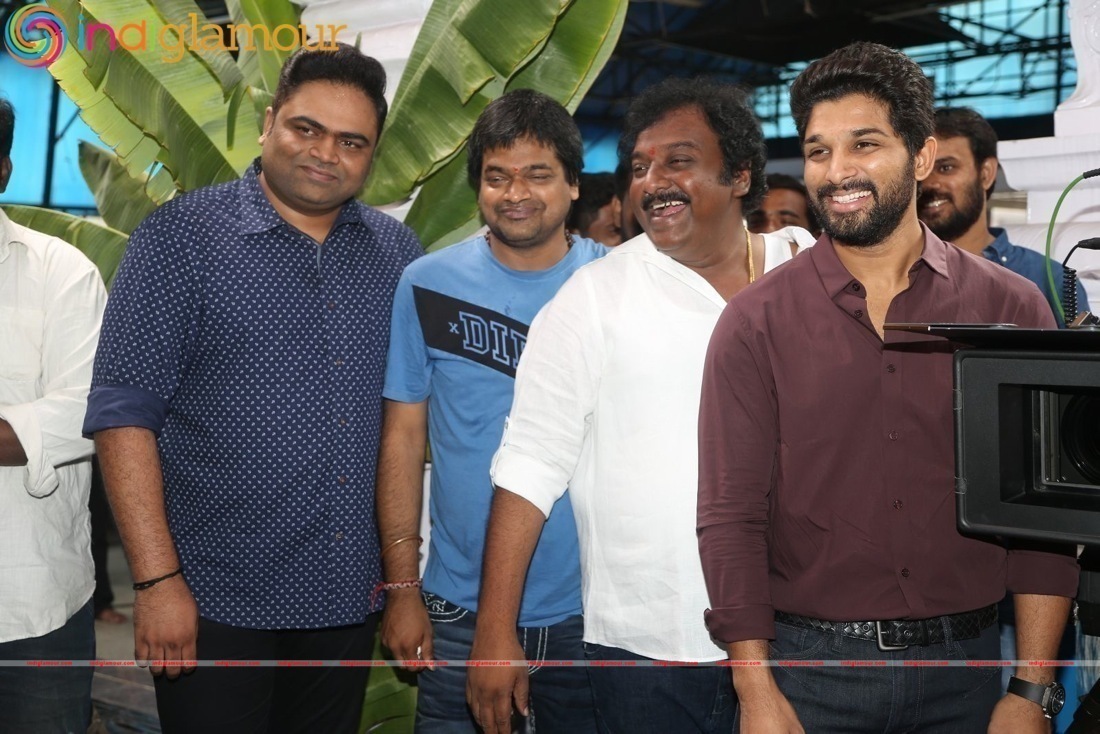 Allu Arjun DJ Movie Opening Event hd photo