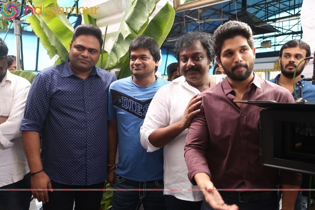 Allu Arjun DJ Movie Opening Event hd photo