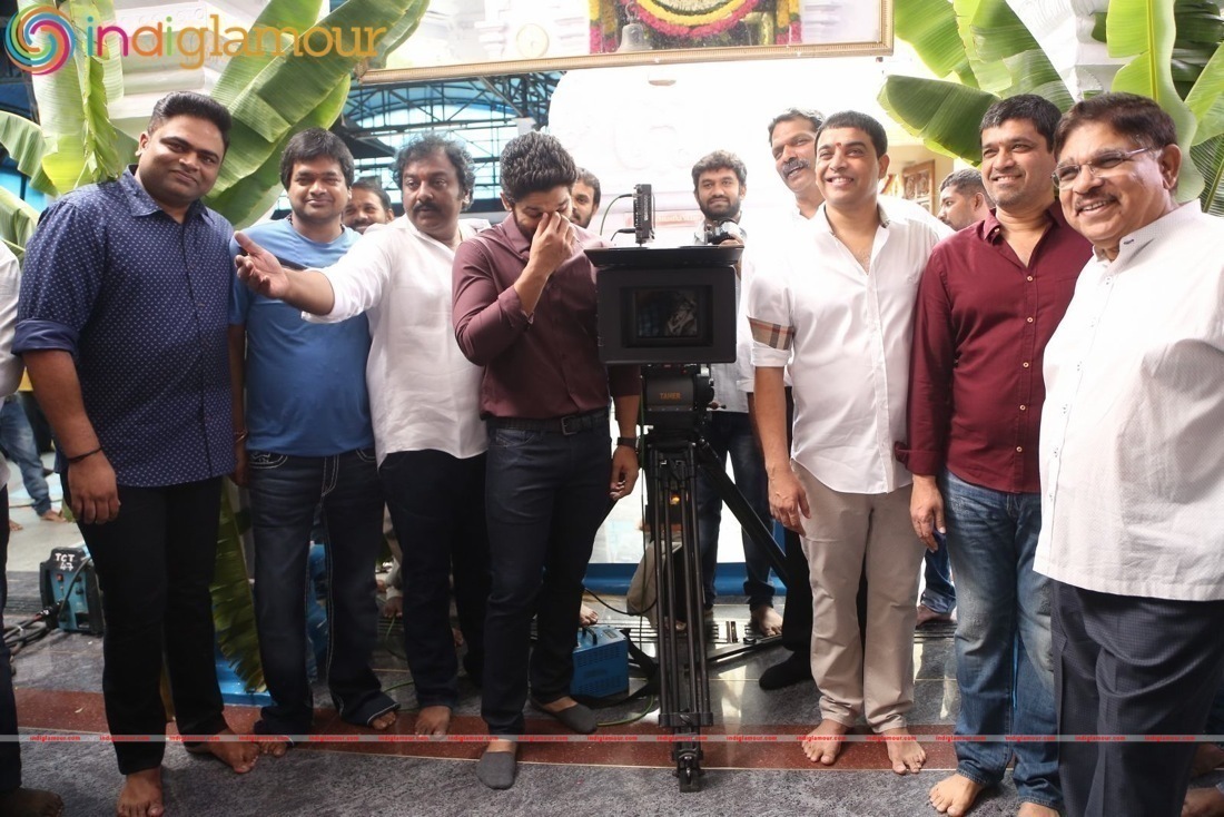Allu Arjun DJ Movie Opening Event hd photo