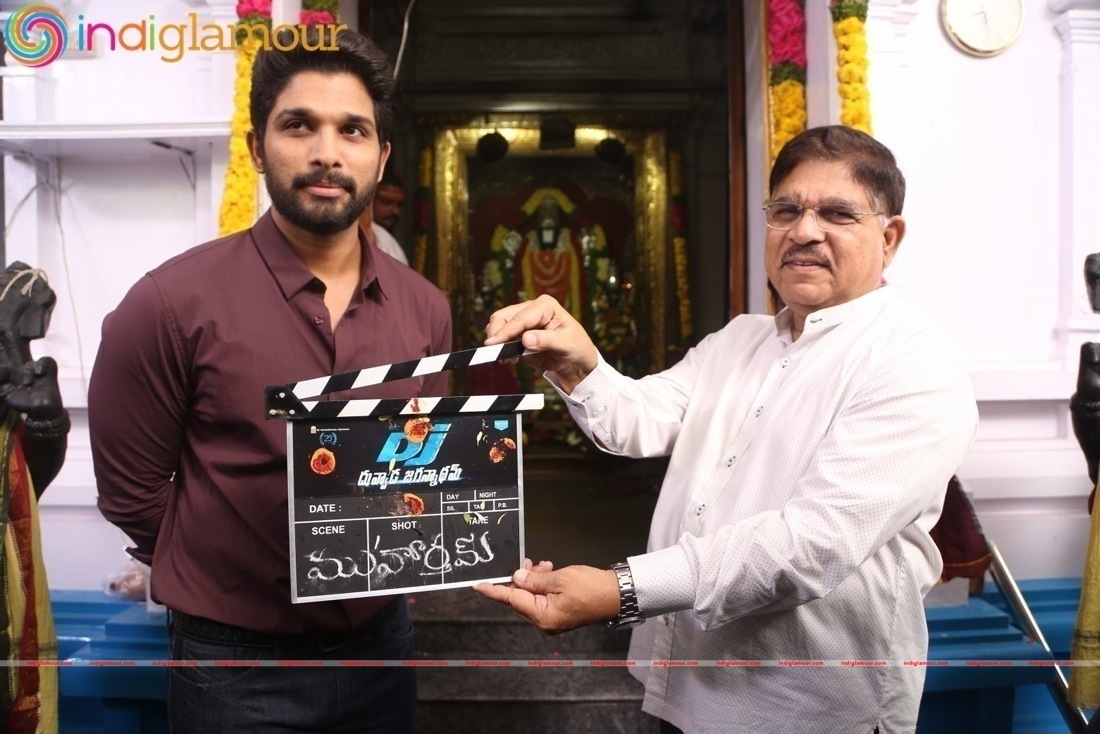 Allu Arjun DJ Movie Opening Event hd photo