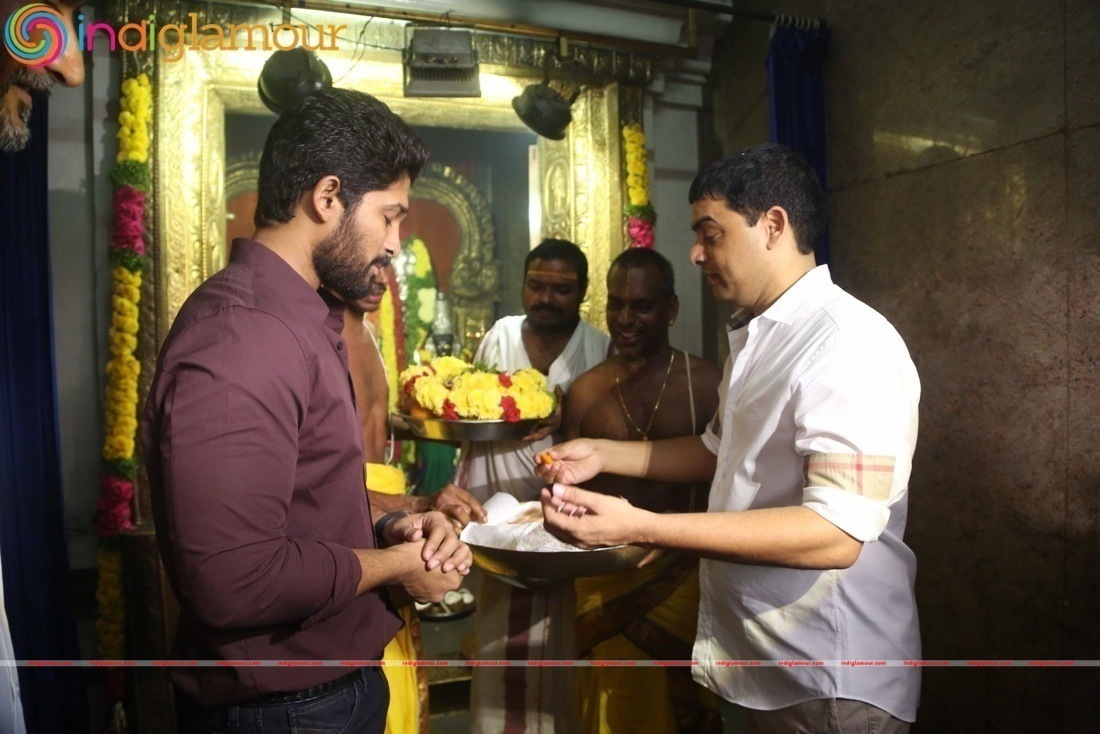 Allu Arjun DJ Movie Opening Event hd photo