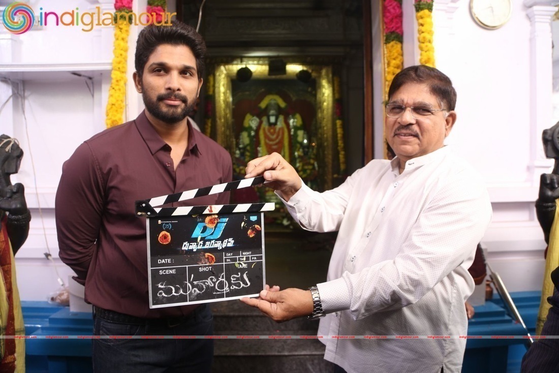 Allu Arjun DJ Movie Opening Event hd photo