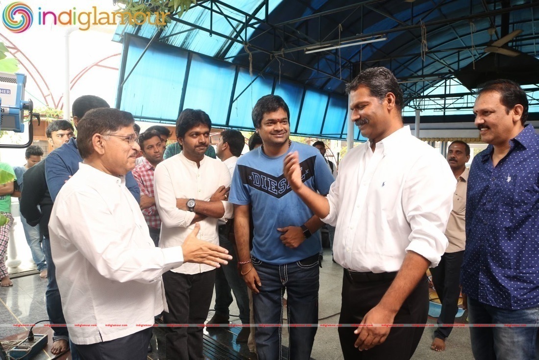 Allu Arjun DJ Movie Opening Event hd photo