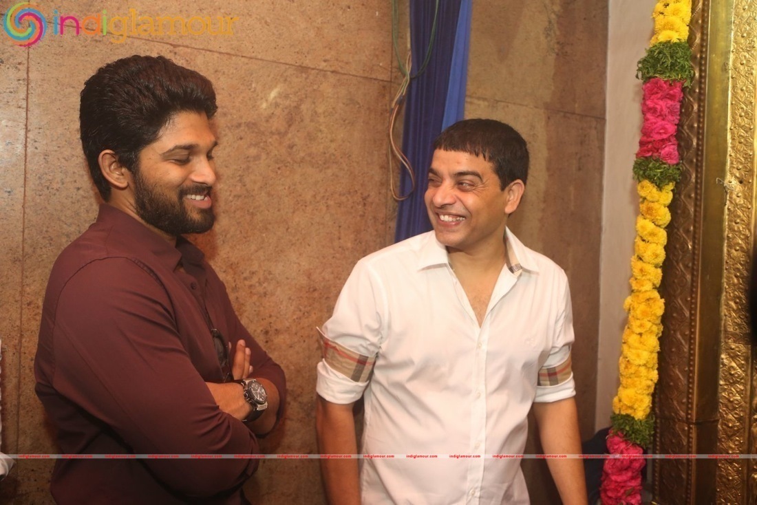 Allu Arjun DJ Movie Opening Event hd photo