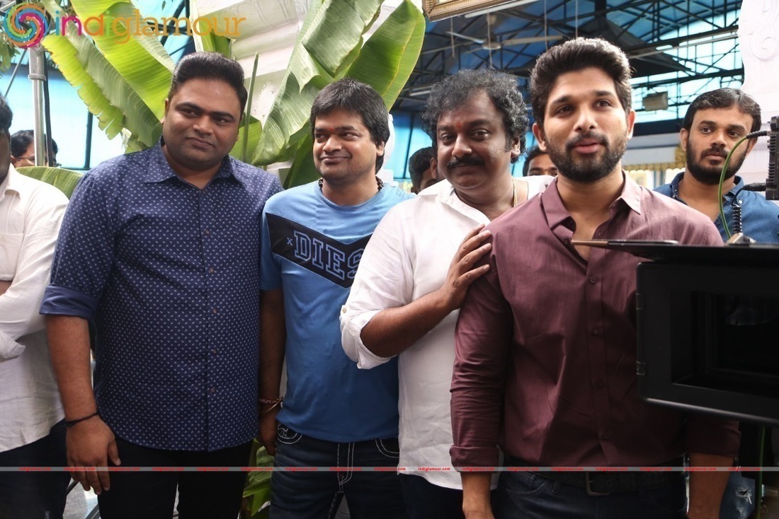 Allu Arjun DJ Movie Opening Event hd photo