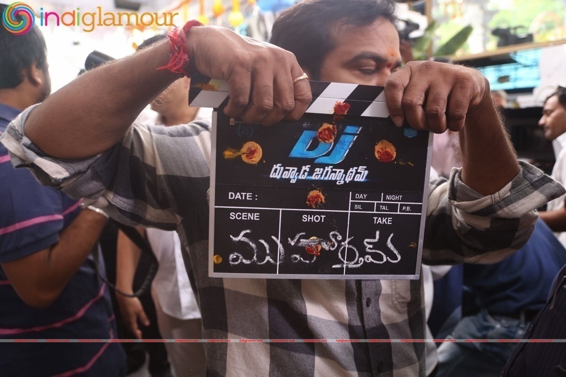 Allu Arjun DJ Movie Opening Event hd photo