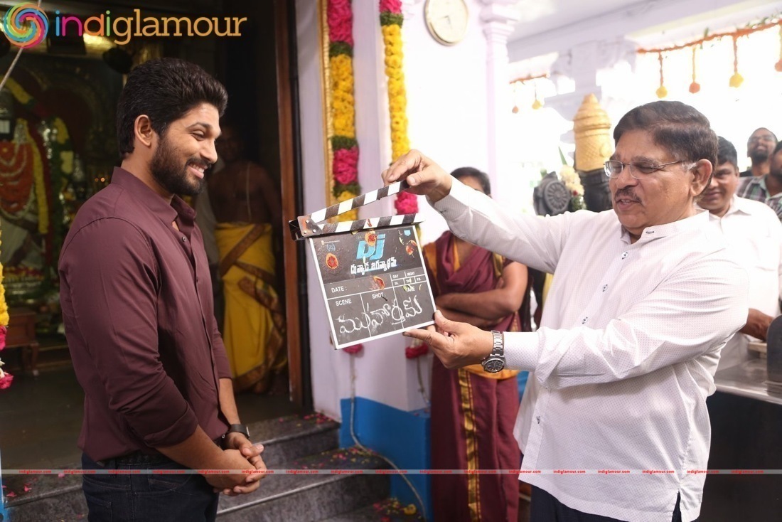 Allu Arjun DJ Movie Opening Event hd photo