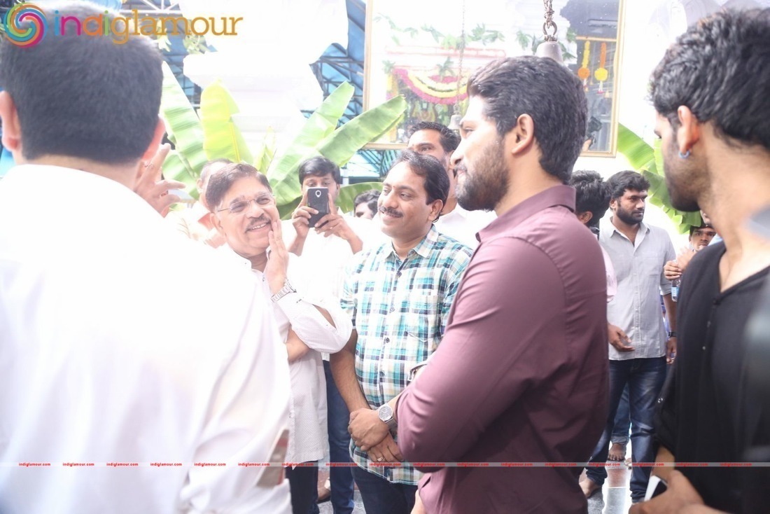 Allu Arjun DJ Movie Opening Event hd photo