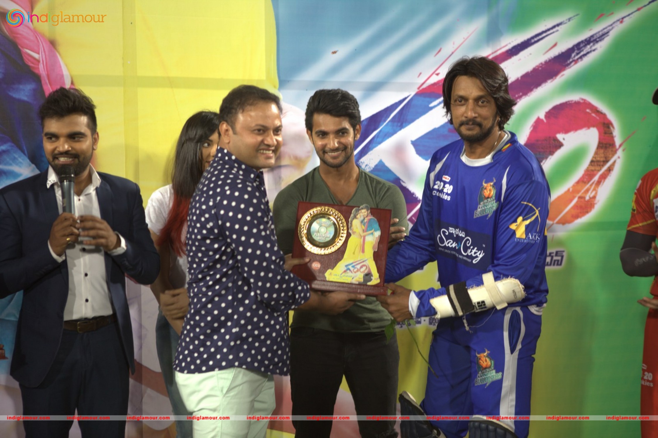 Garam Platinum Disc Function at CCL Match Event hd photo