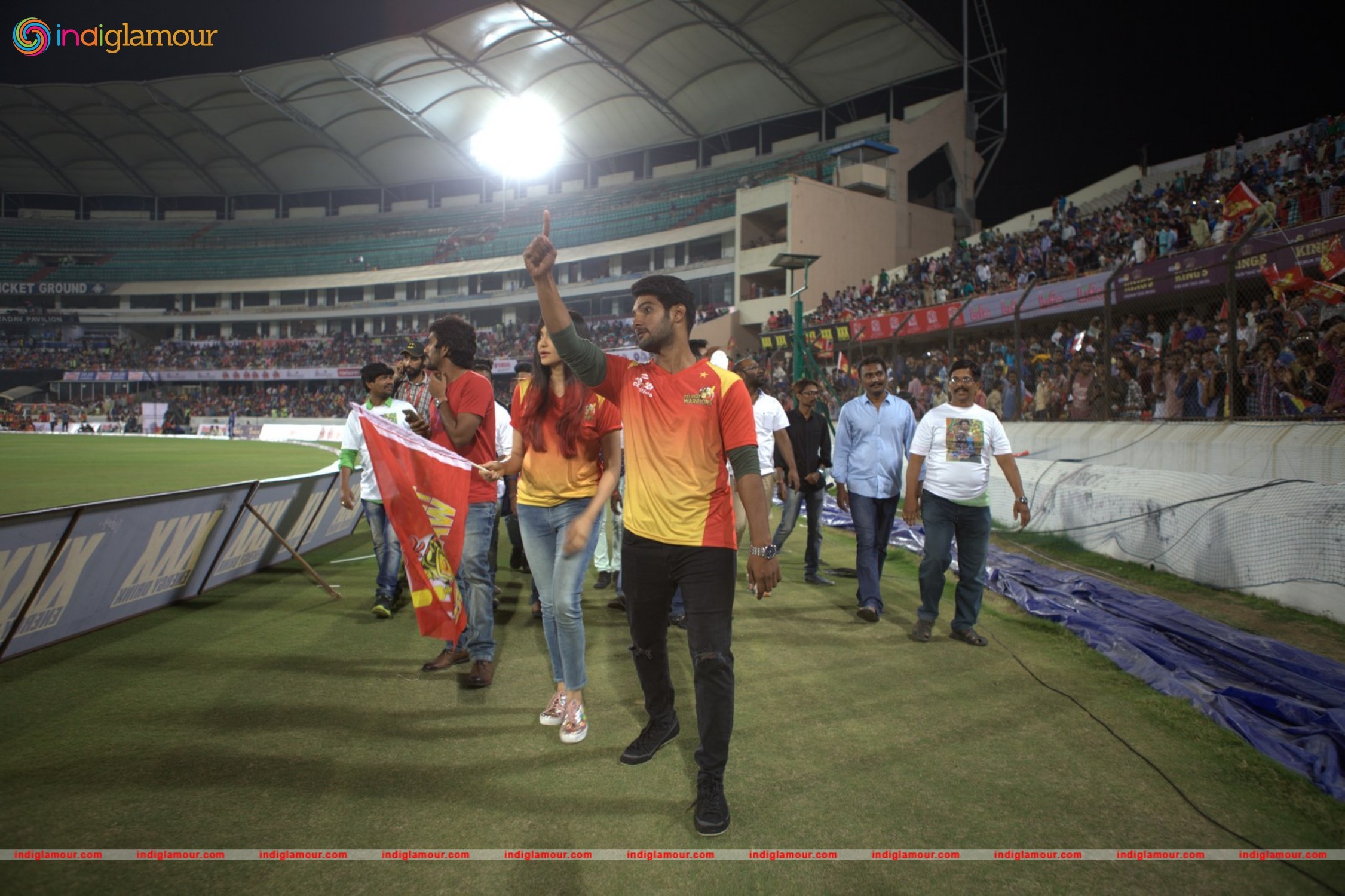 Garam Platinum Disc Function at CCL Match Event hd photo