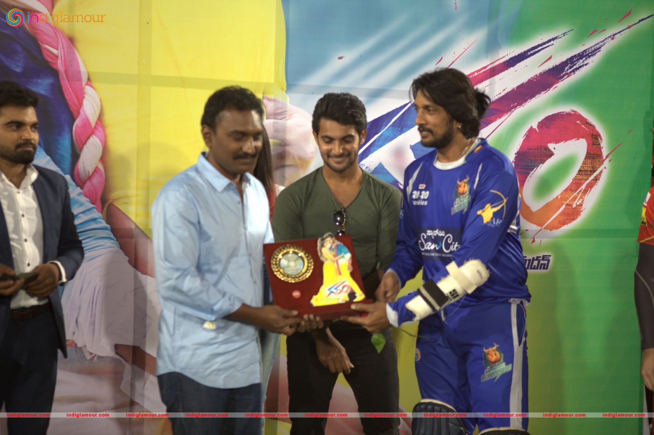 Garam Platinum Disc Function at CCL Match Event hd photo