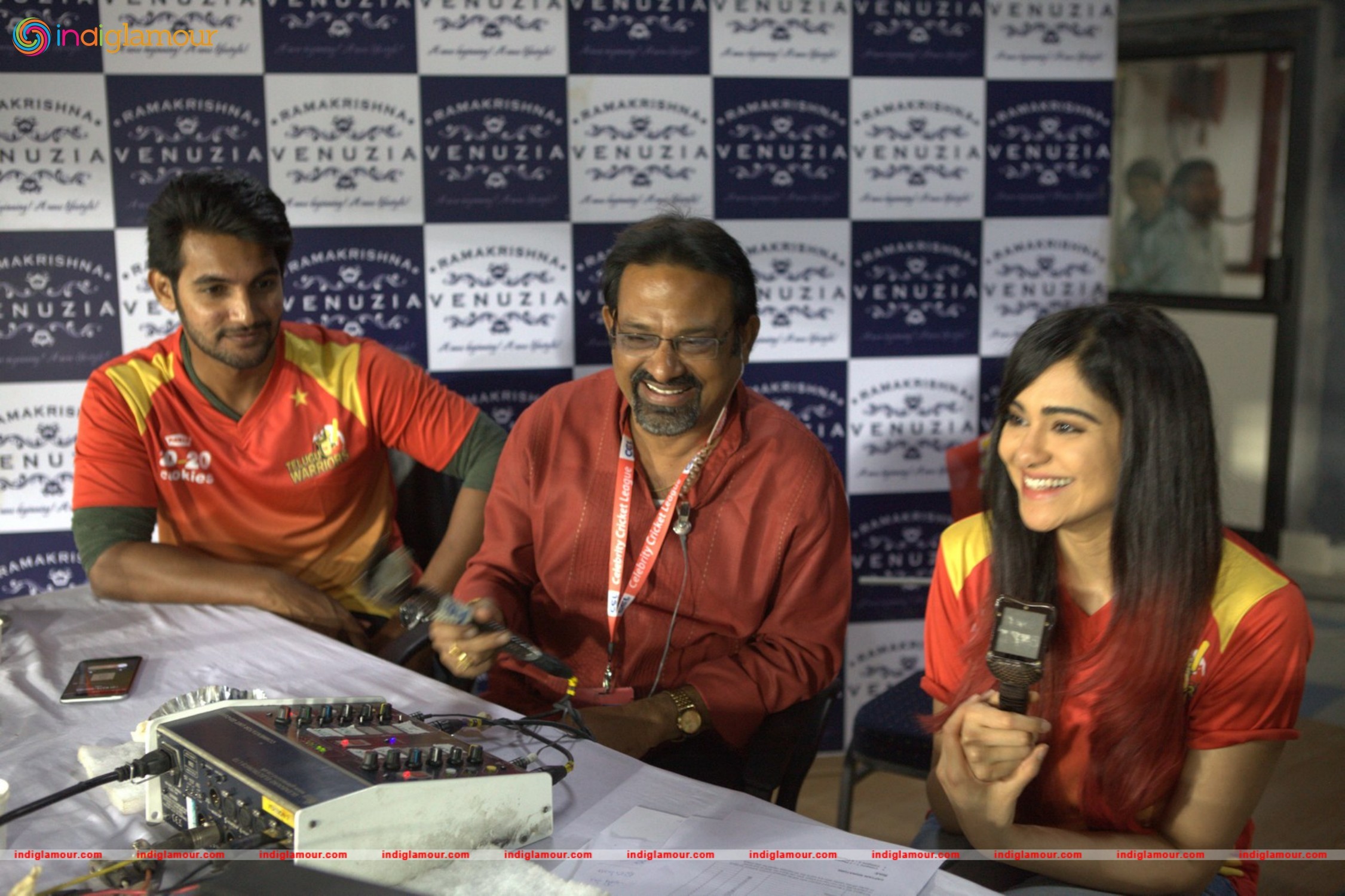 Garam Platinum Disc Function at CCL Match Event hd photo