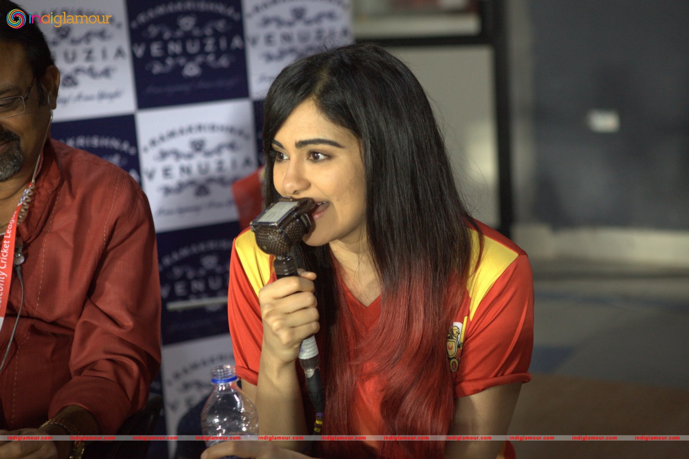 Garam Platinum Disc Function at CCL Match Event hd photo