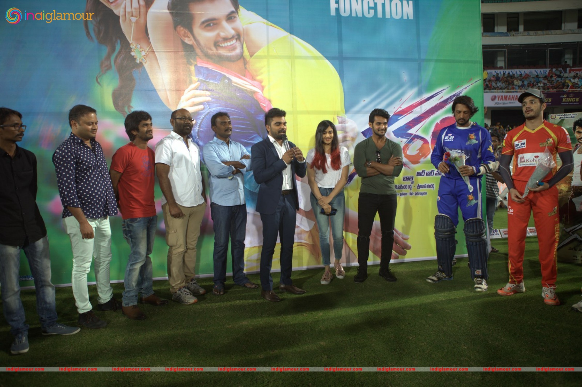 Garam Platinum Disc Function at CCL Match Event hd photo