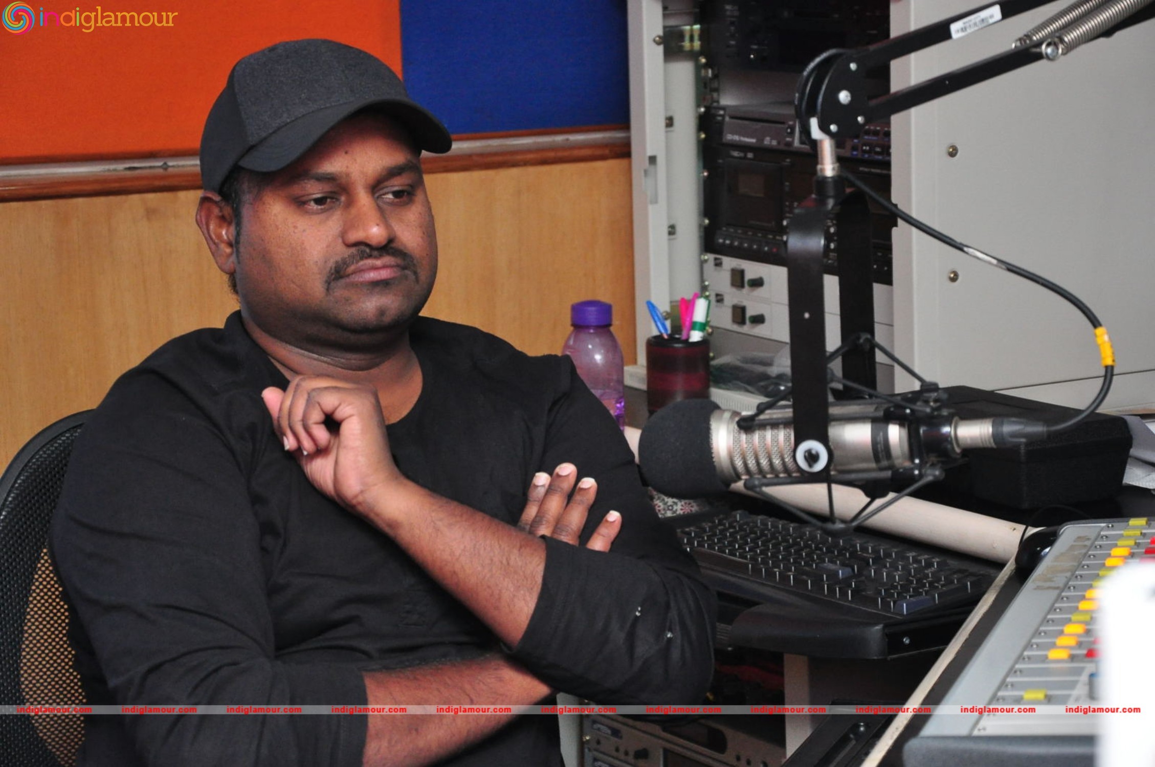 Kalyana Vaibhogame Movie Team at Radio City Event hd photo
