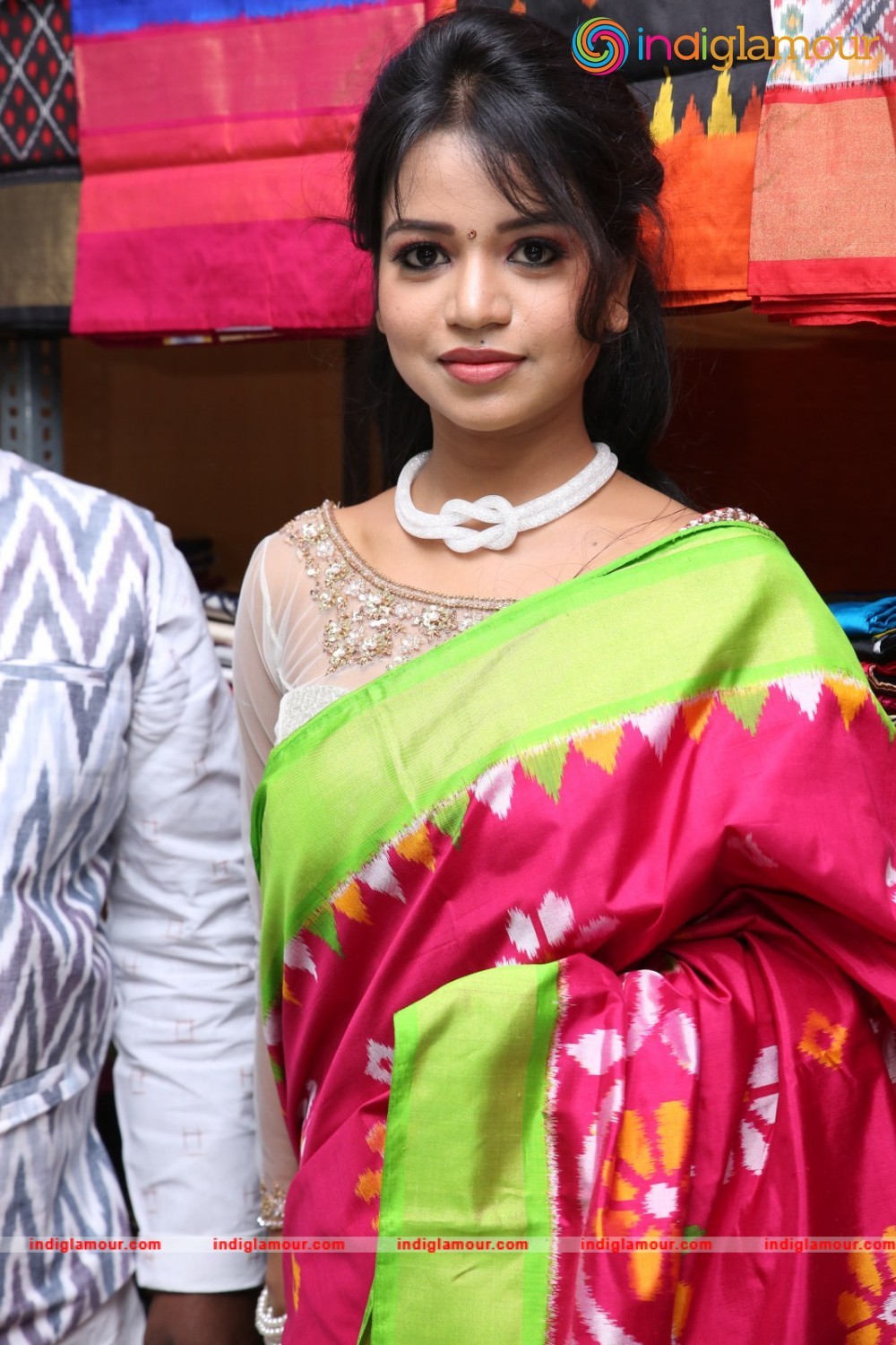 Bhavya Sri Inaugurates Pochampally IKAT Art Mela Event hd photo