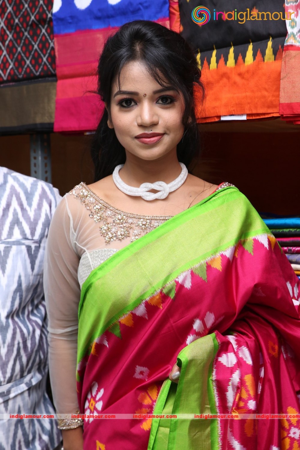 Bhavya Sri Inaugurates Pochampally IKAT Art Mela Event hd photo