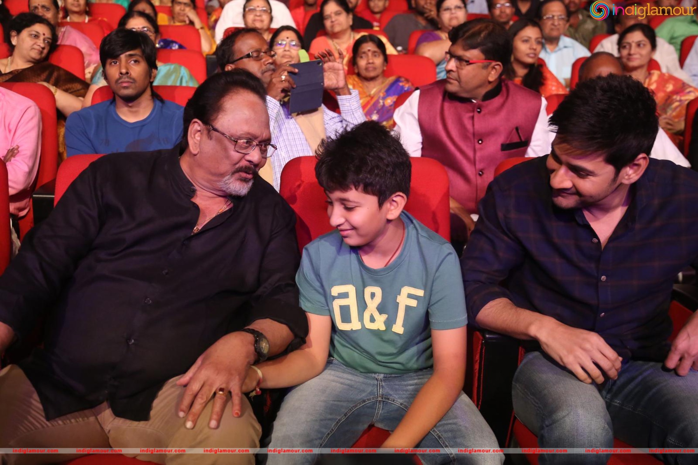 Sri Sri Audio Launch Event hd photo