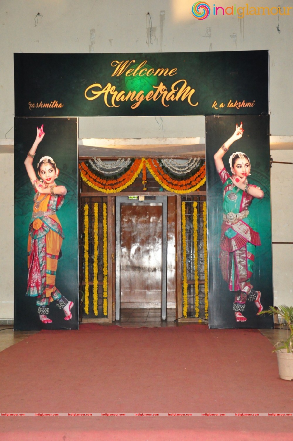 Ashmitha Bharatanatyam Arangetram Chief Guest Bramhanandam Event hd photo