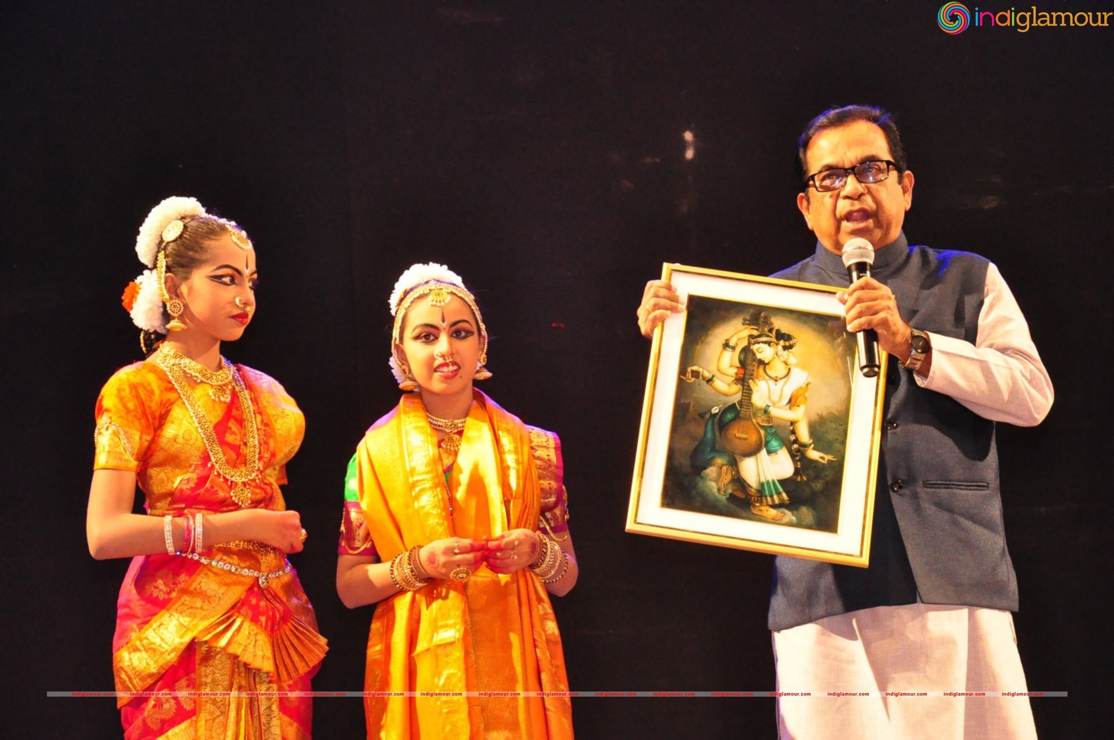 Ashmitha Bharatanatyam Arangetram Chief Guest Bramhanandam Event hd photo