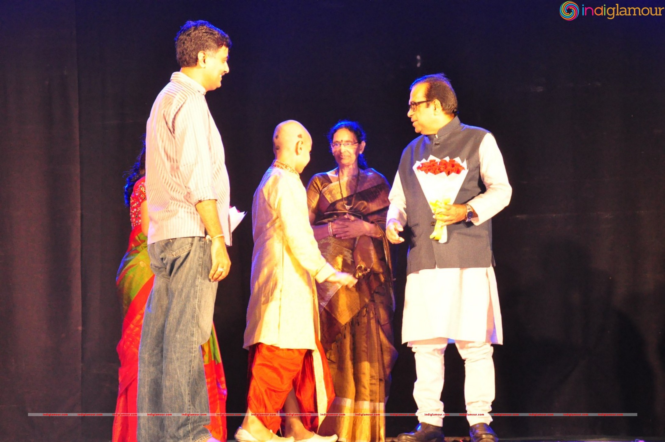 Ashmitha Bharatanatyam Arangetram Chief Guest Bramhanandam Event hd photo
