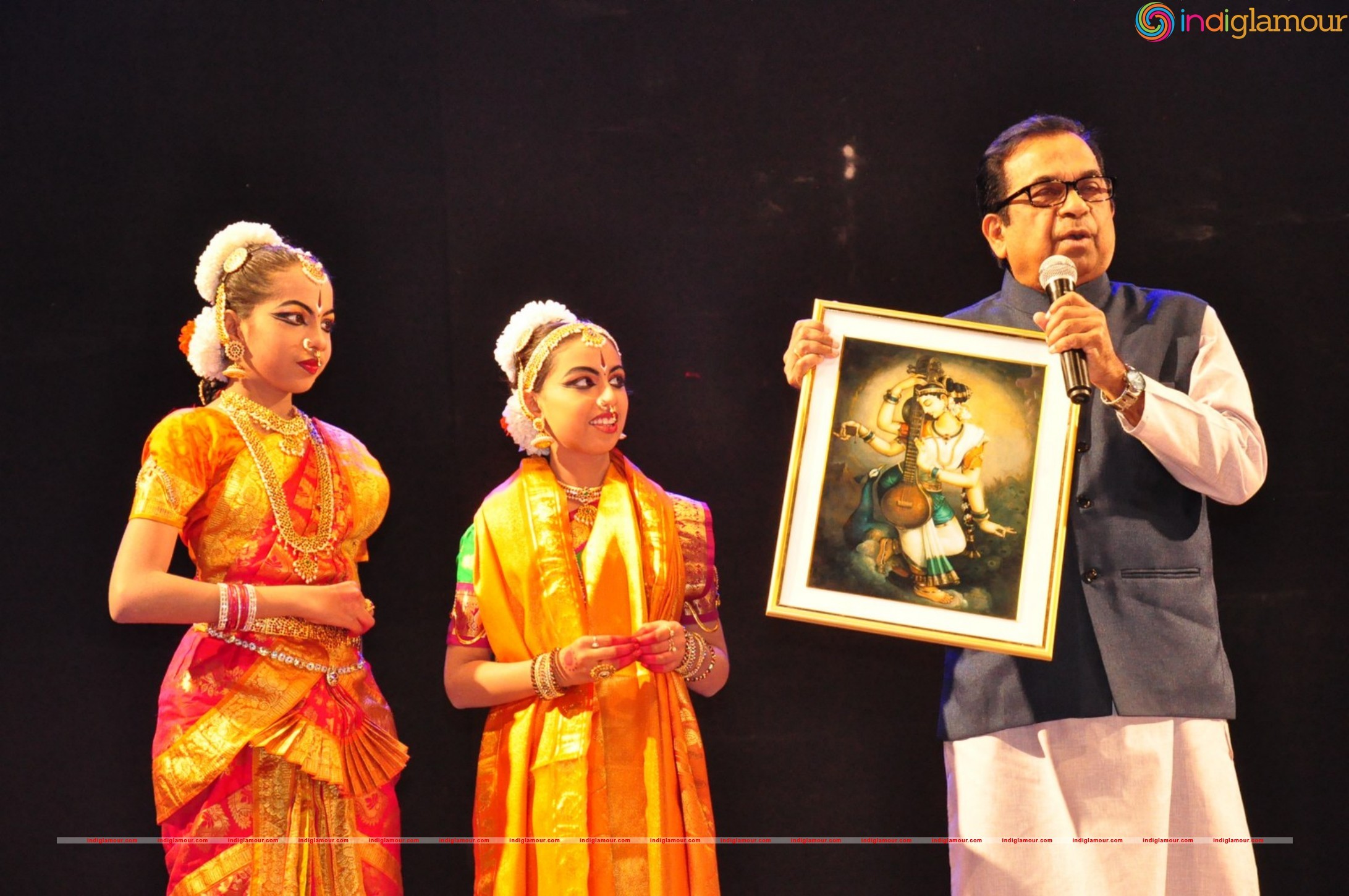 Ashmitha Bharatanatyam Arangetram Chief Guest Bramhanandam Event hd photo