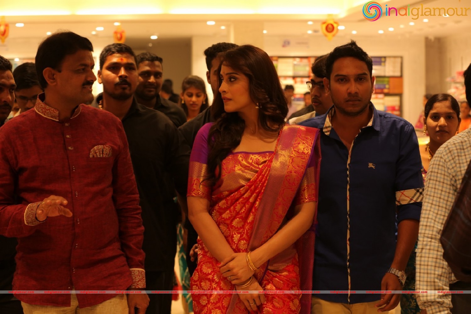 Regina Cassandra at Dress Circle Shopping Mall Launch Event hd photo