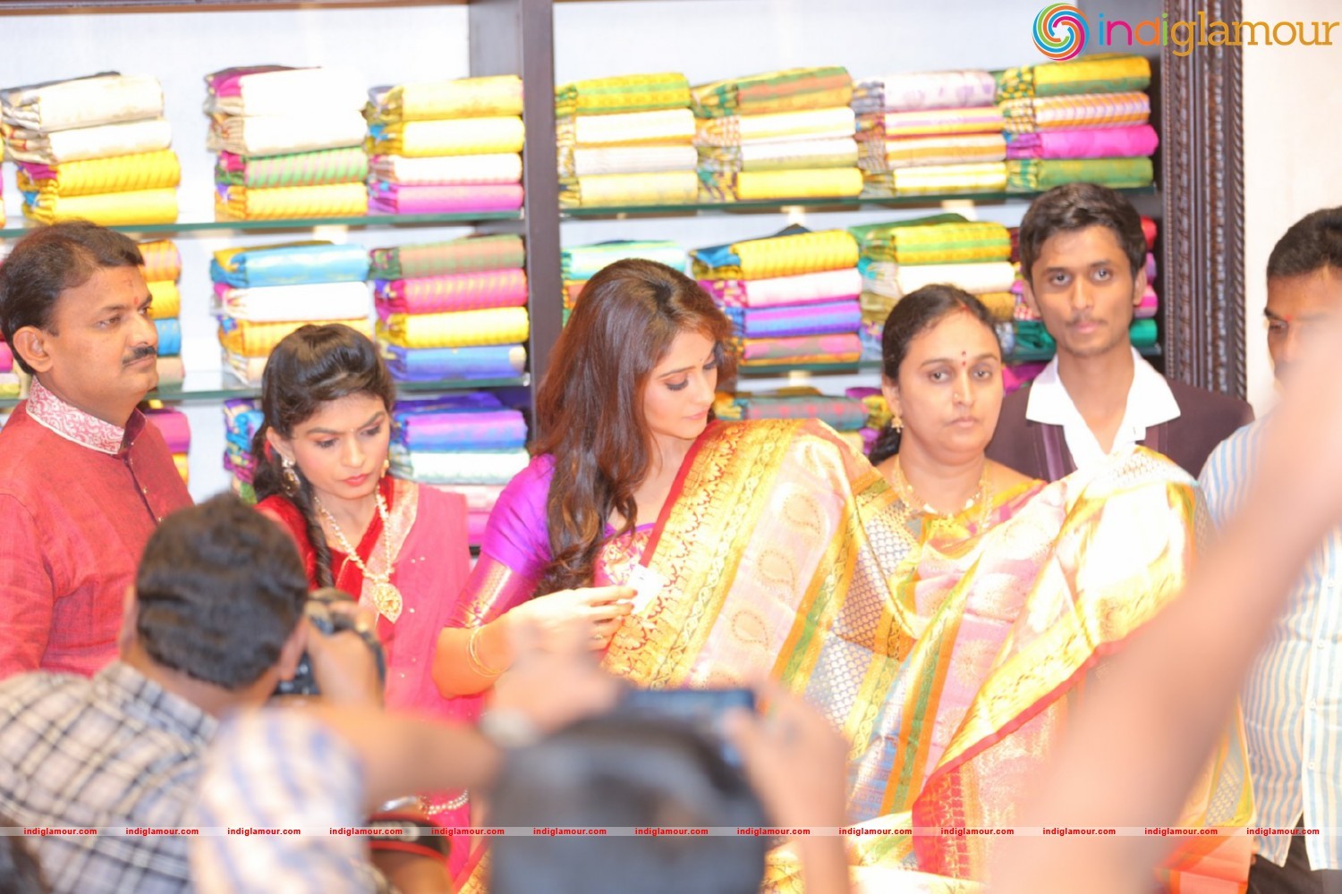 Regina Cassandra at Dress Circle Shopping Mall Launch Event hd photo