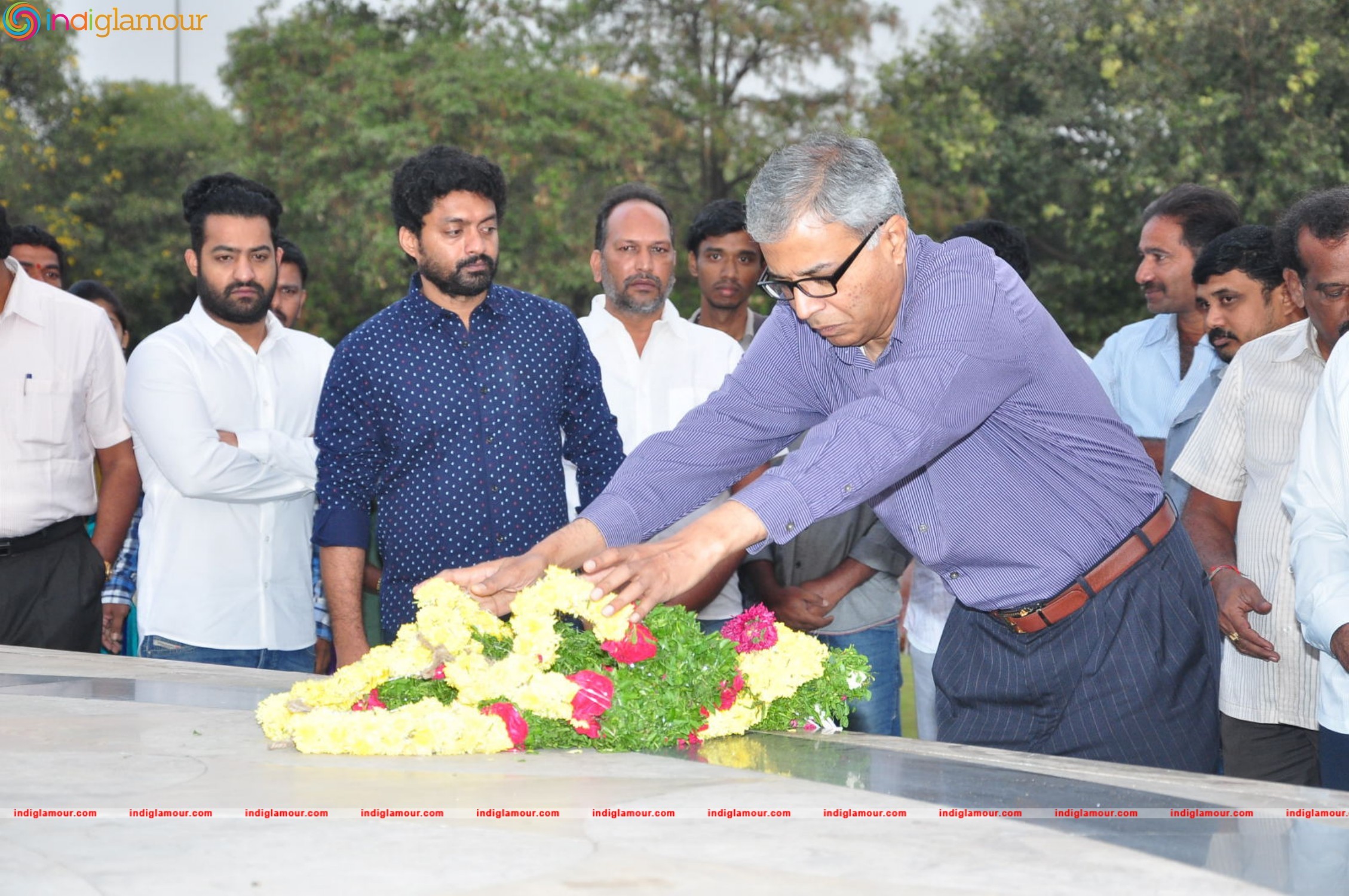 NTR 20th Vardhanthi Stills At NTR Ghat Event hd photo
