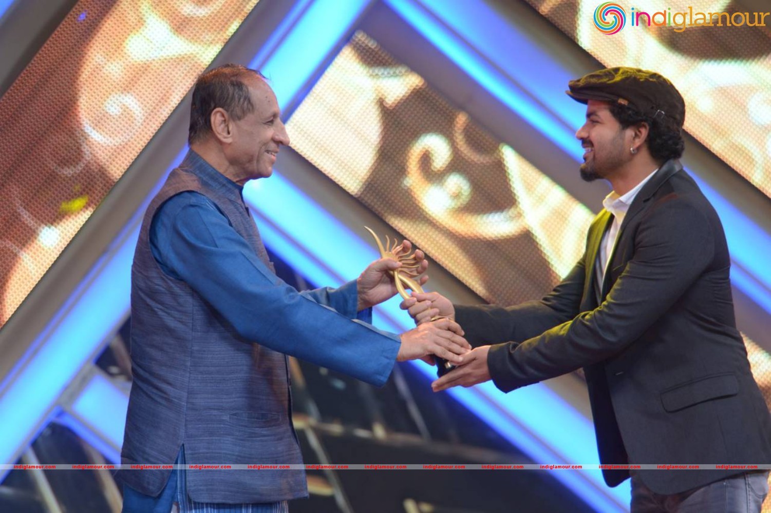 IIFA Utsavam Awards 2016 Event hd photo