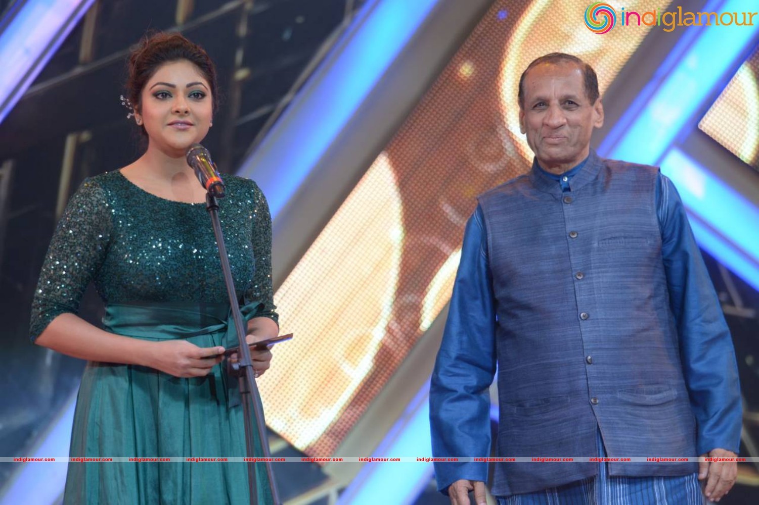 IIFA Utsavam Awards 2016 Event hd photo