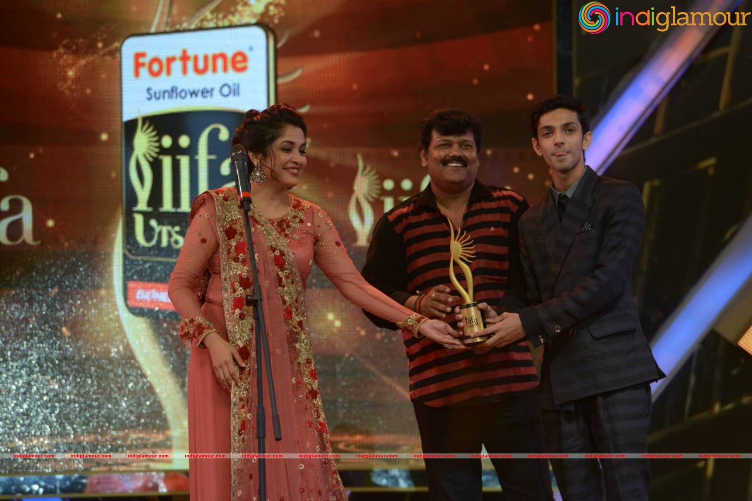 IIFA Utsavam Awards 2016 Event hd photo
