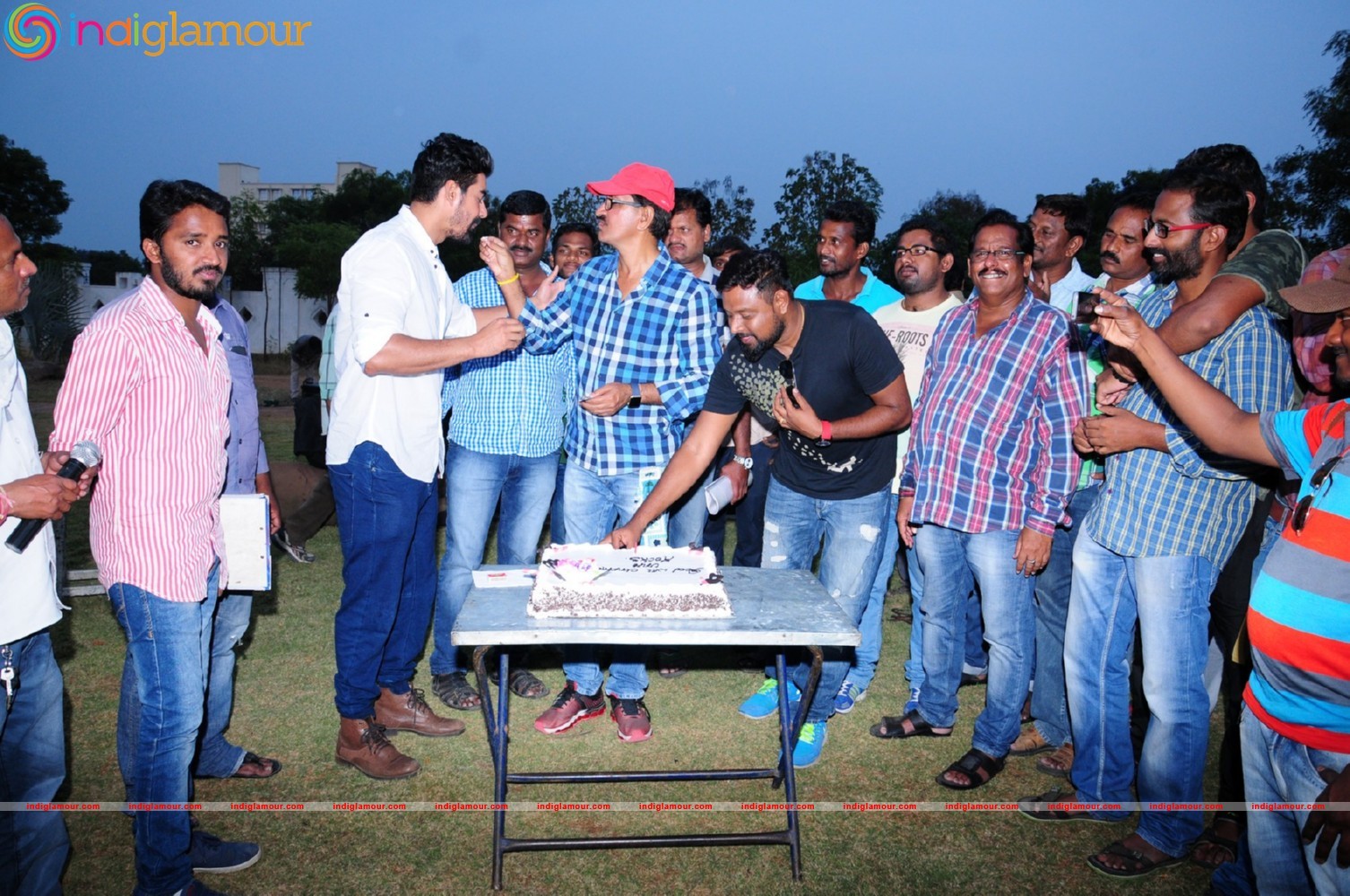 Speedunnodu Working Stills Event hd photo