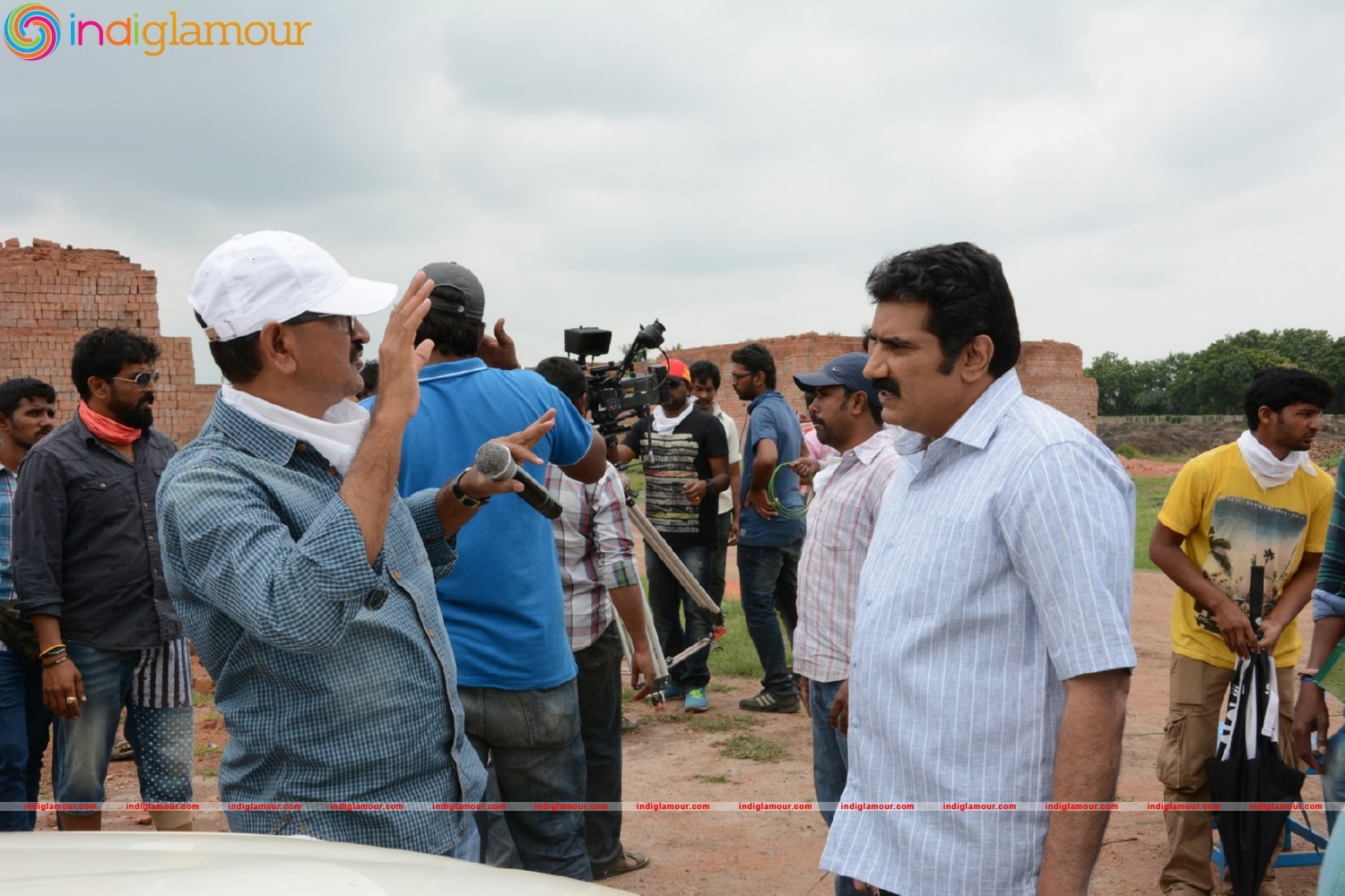Speedunnodu Working Stills Event hd photo