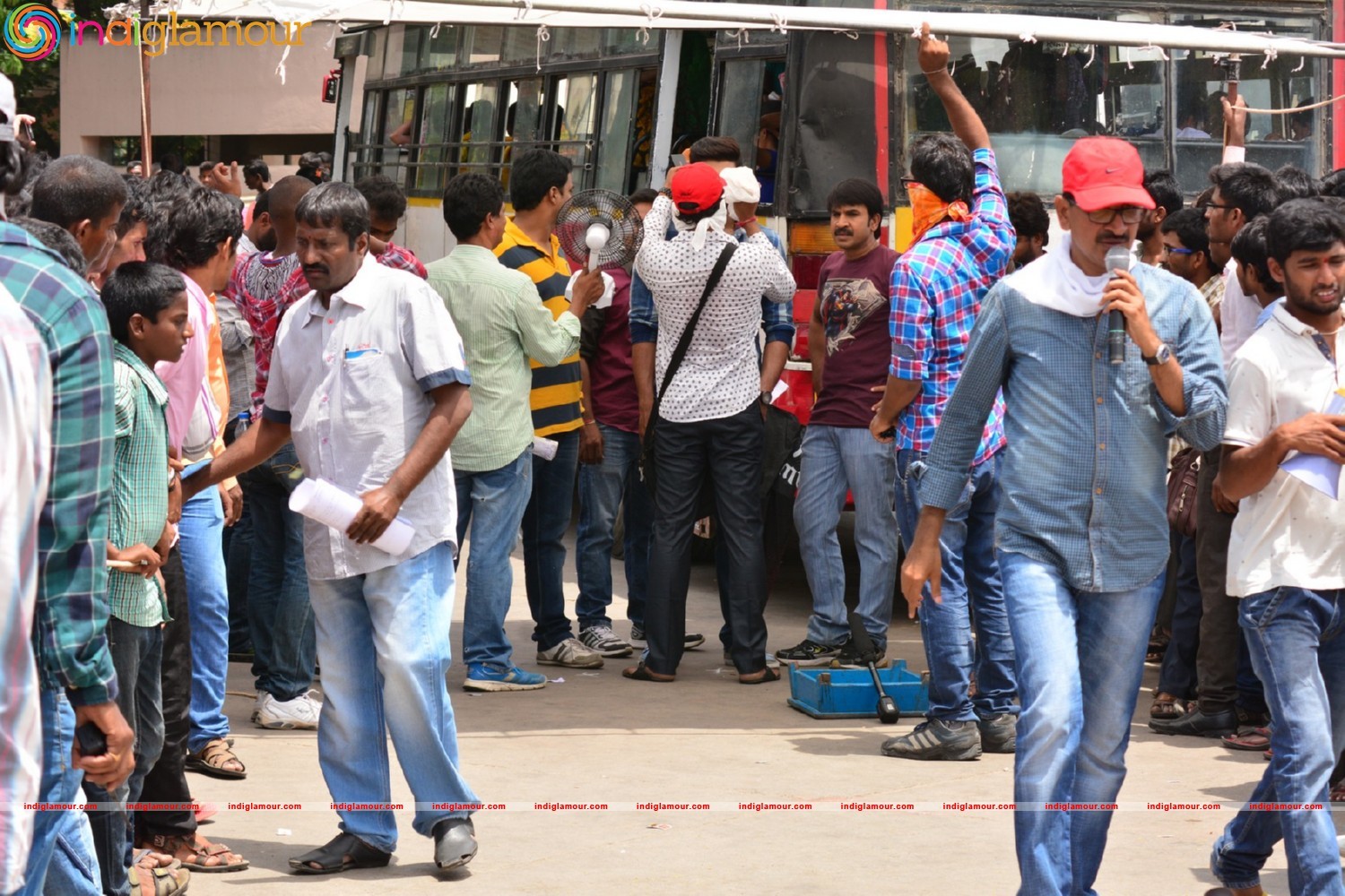 Speedunnodu Working Stills Event hd photo
