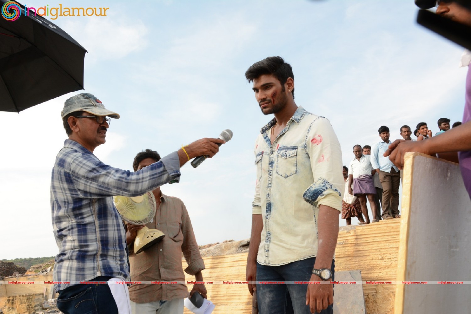 Speedunnodu Working Stills Event hd photo